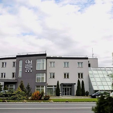 Grand Master Hotel Dej Bagian luar foto